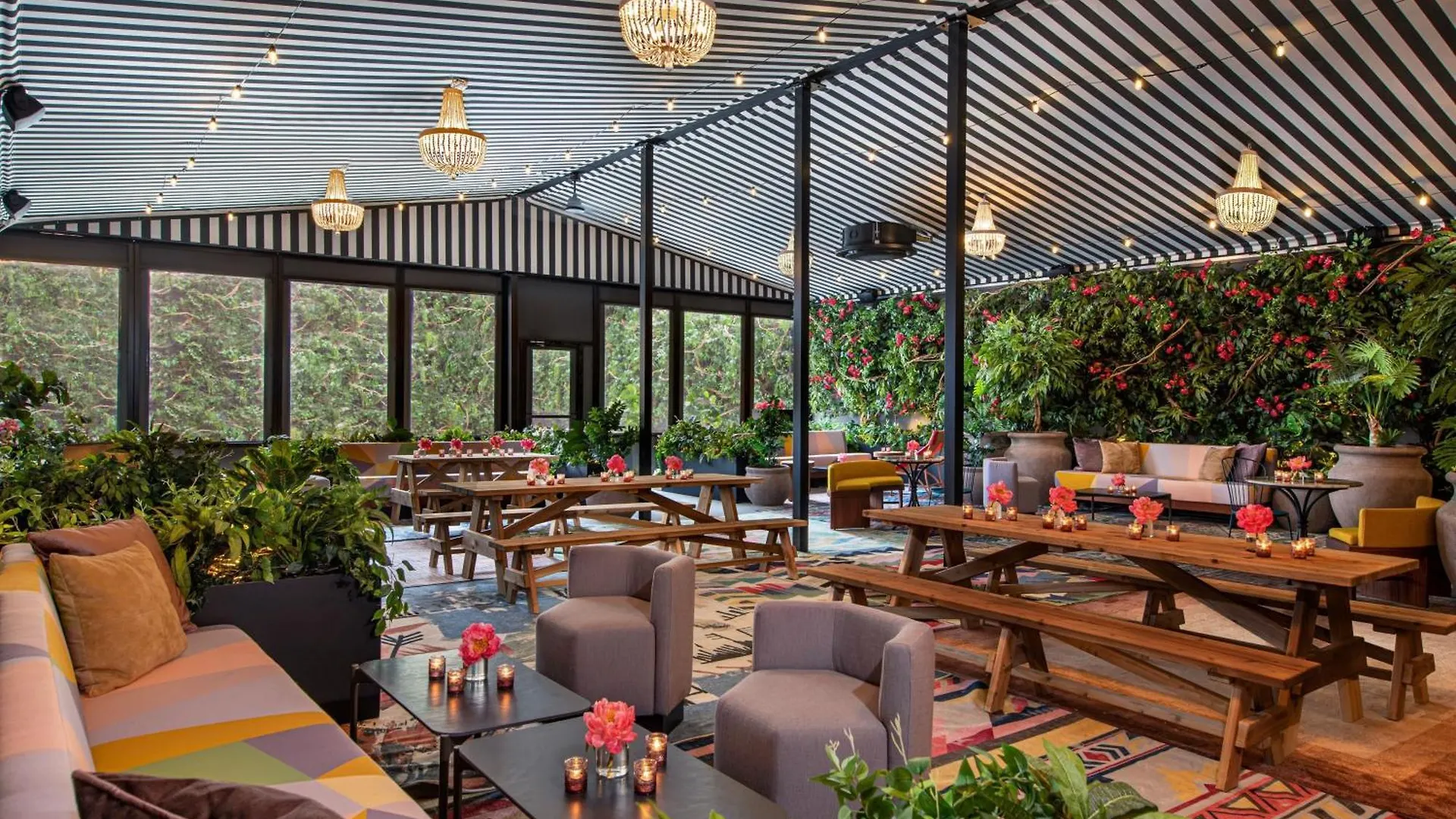 ****  Hotel Moxy Brooklyn Williamsburg New York USA